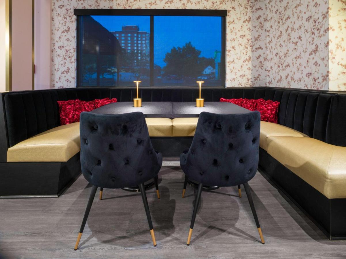 Voco Niagara Falls - The Cadence By Ihg Dış mekan fotoğraf The interior of the restaurant